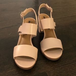 Collection by Clarks size 9 shoes